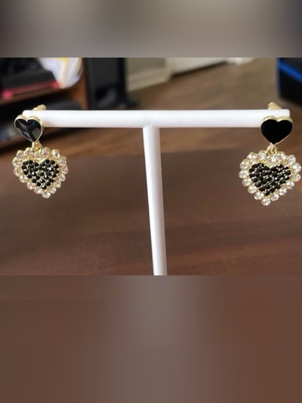 Beginning Boutique Black Heart Crystal Drop Earrings - Picture 4 of 5
